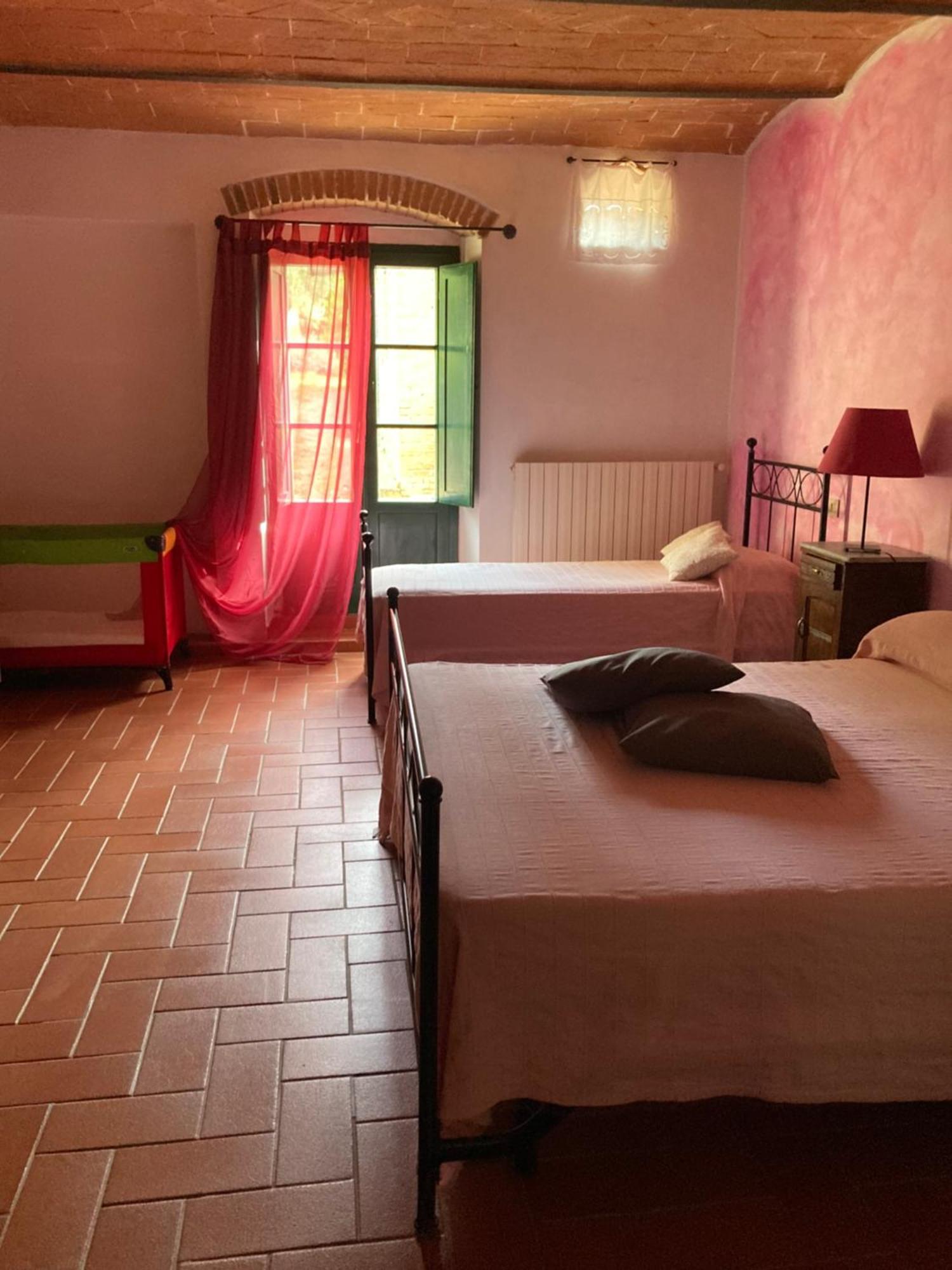 Agriturismo Le Colline Montescudaio Eksteriør billede