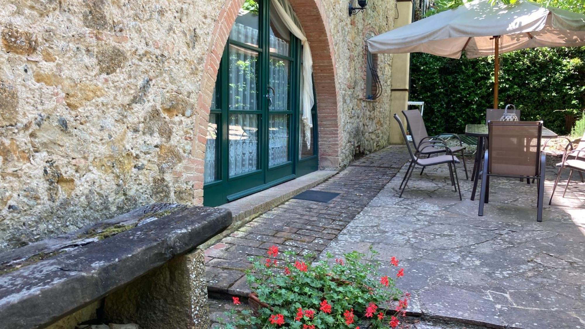Agriturismo Le Colline Montescudaio Eksteriør billede